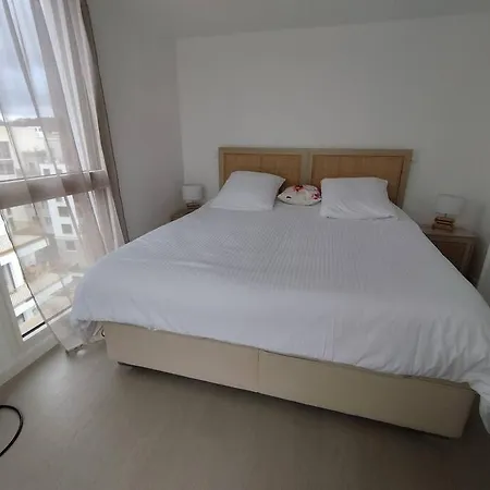 Apartment Spacieux Et Calme *