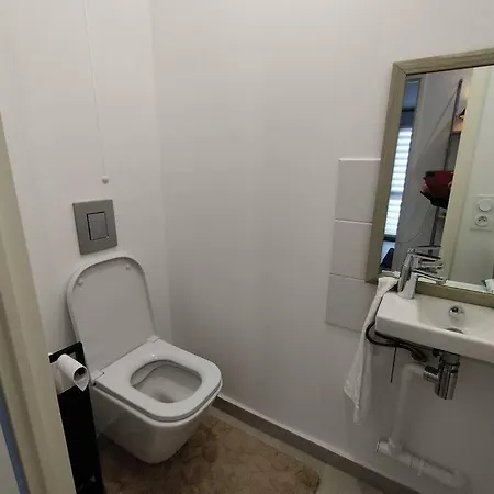 Apartment Spacieux Et Calme Rueil-Malmaison